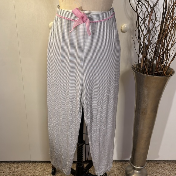 DKNY gray and white striped sleeveless pajama set - Picture 6 of 8